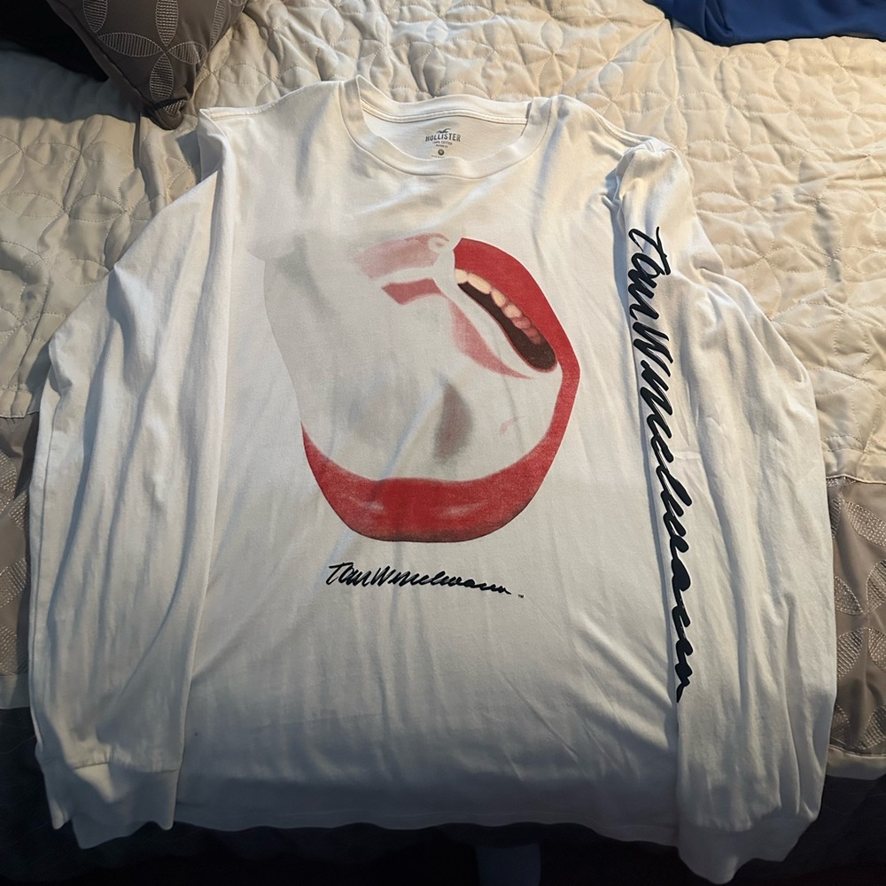 Hollister White Long Sleeve Tee with Red Graphic